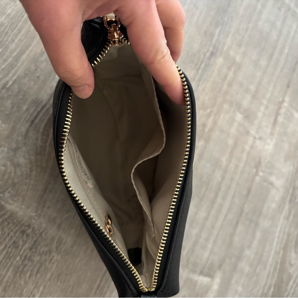 Rachel Zoe Black Shoulder Bag - Picture 10 of 10